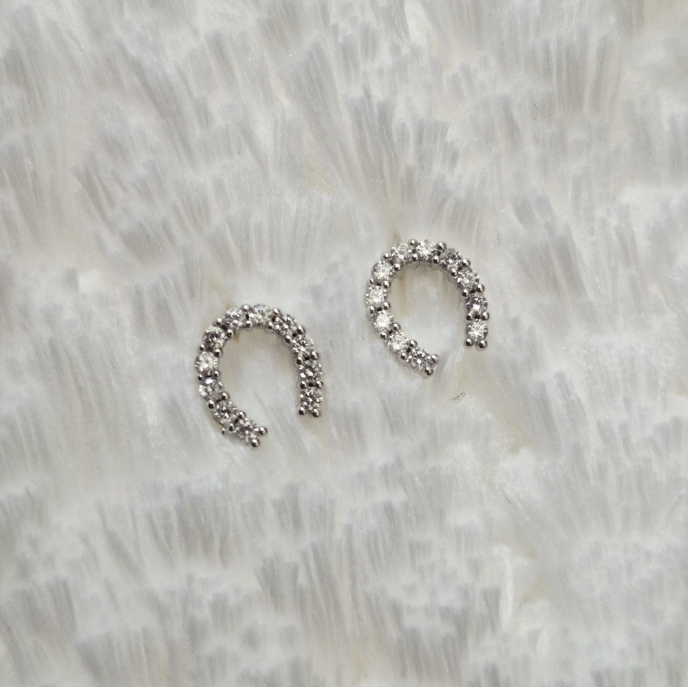 925 Sterling Silver Horseshoe Stud Earrings - Picture 2 of 5